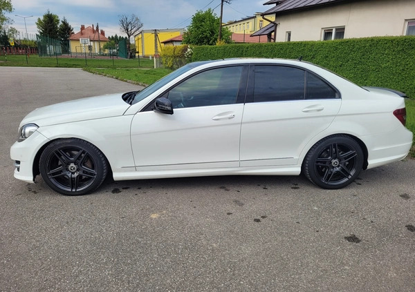 Mercedes-Benz Klasa C cena 59900 przebieg: 220100, rok produkcji 2013 z Sieniawa małe 137